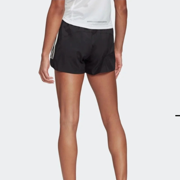 Adidas Run It Shorts NWT - Picture 2 of 5
